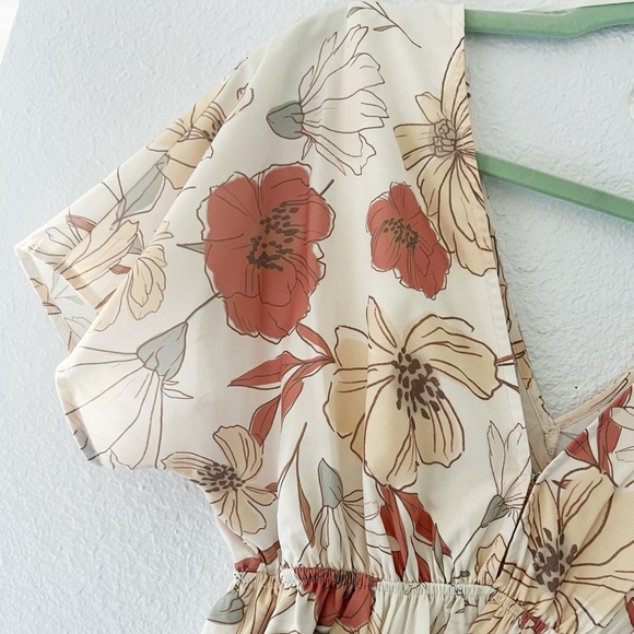 Wishlist Floral Maxi with POCKETS! - Picture 2 of 6